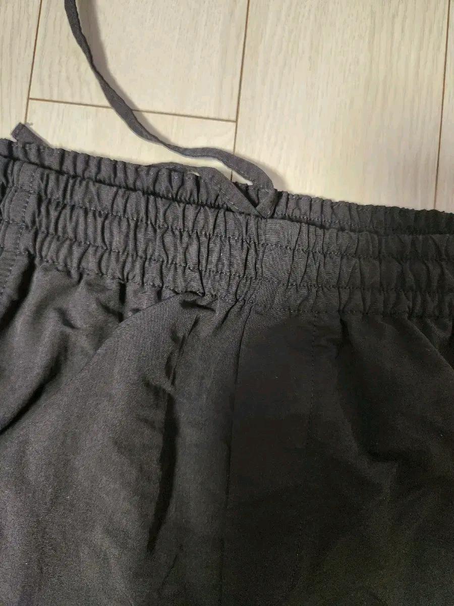 유니클로 와이드핏 조거 팬츠 사이즈m여러 중고사이트에도 같이 판매하고 5