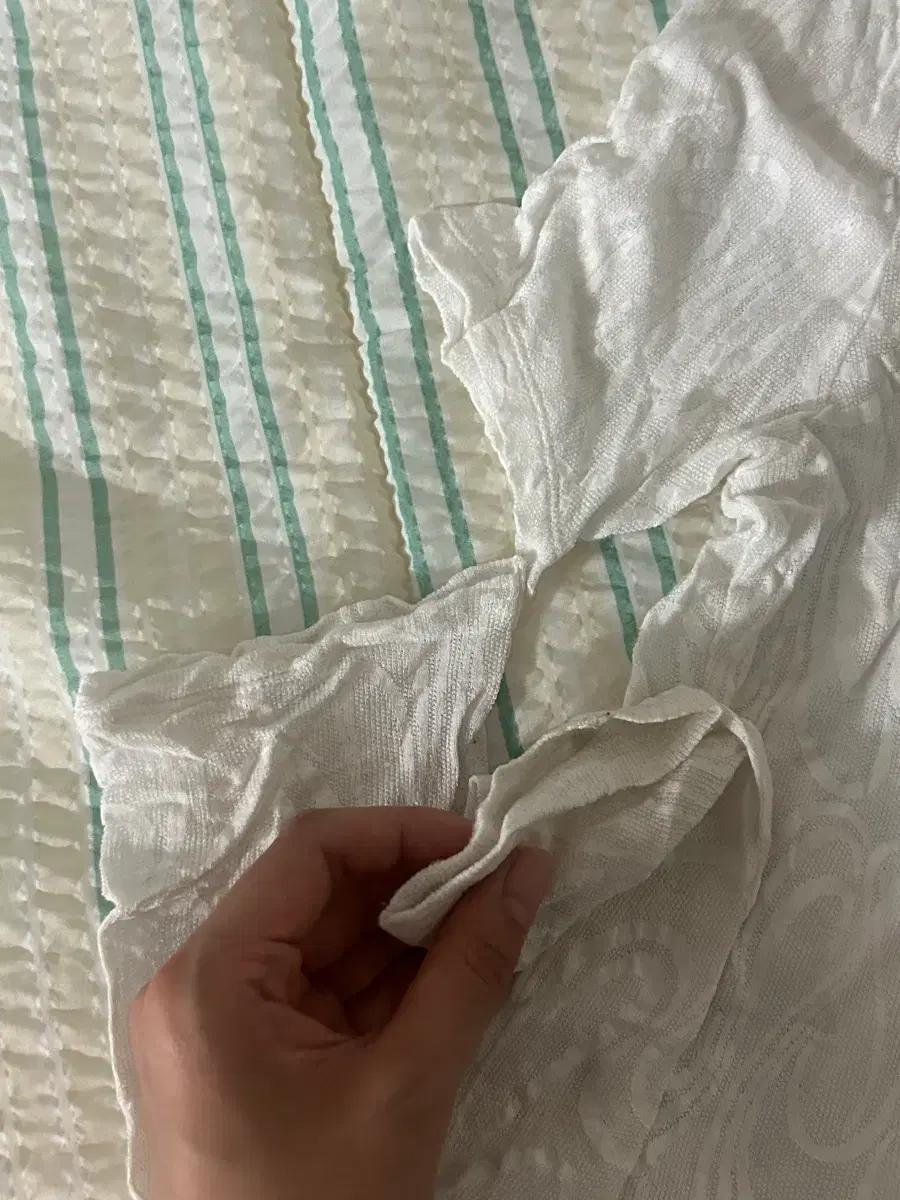 아워레가시 컷아웃 롱슬리브 저지탑 화이트 (36size) 7
