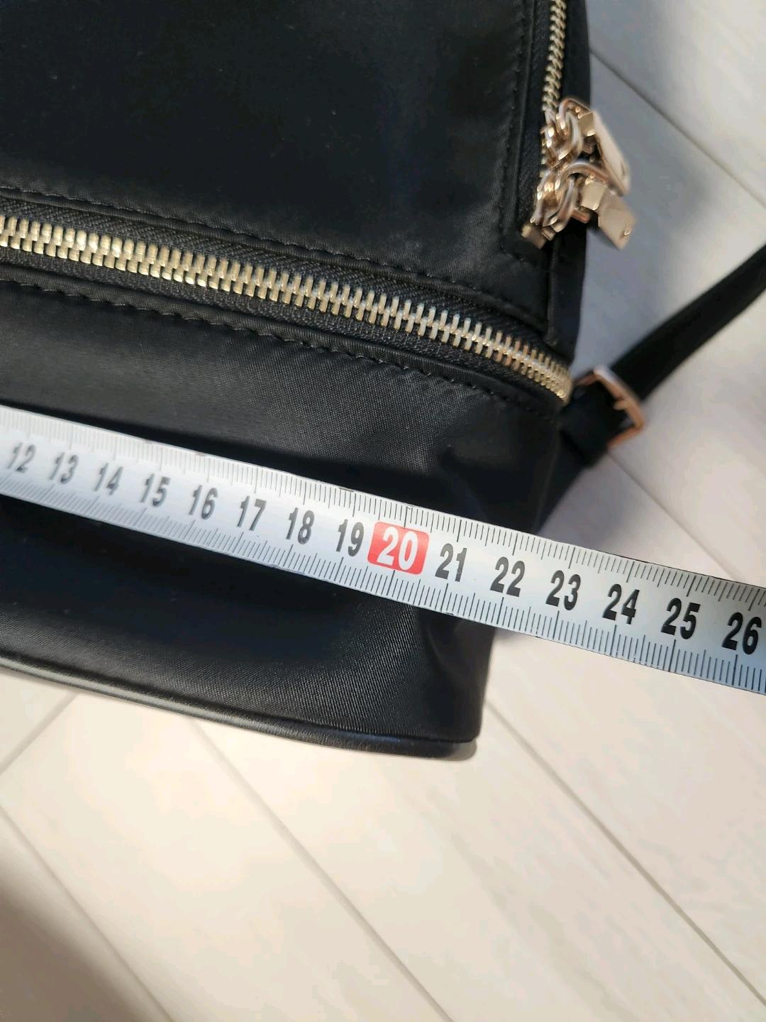 미사용 새상품) 게스 여성용 백팩 스몰 패브릭 블랙  폴리스 5