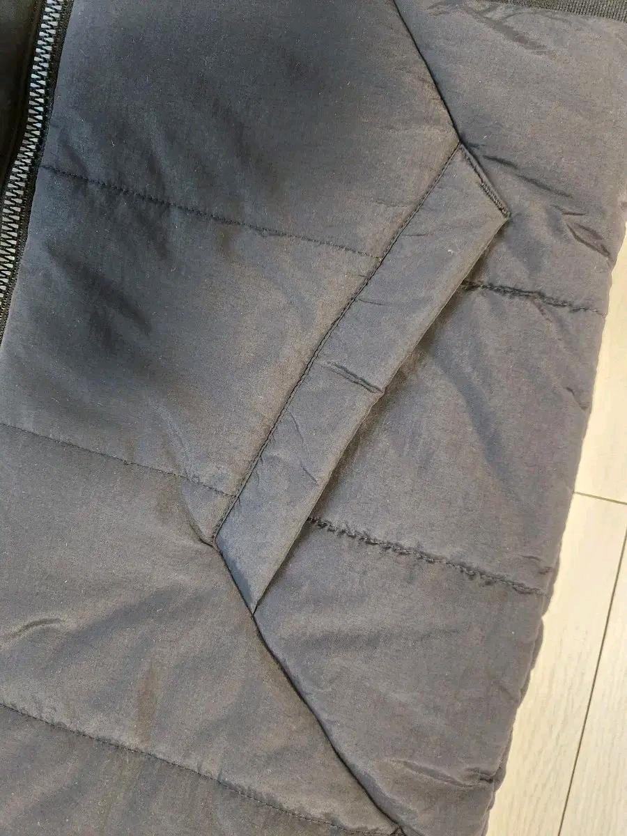 내셔널지오그래픽 아레올라 포켓 패딩 베스트 N194MPV010 패딩조끼 9