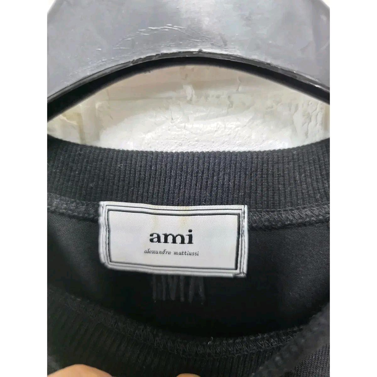 L 아미 AMI 레드하트 블랙 반팔 티 D853 3