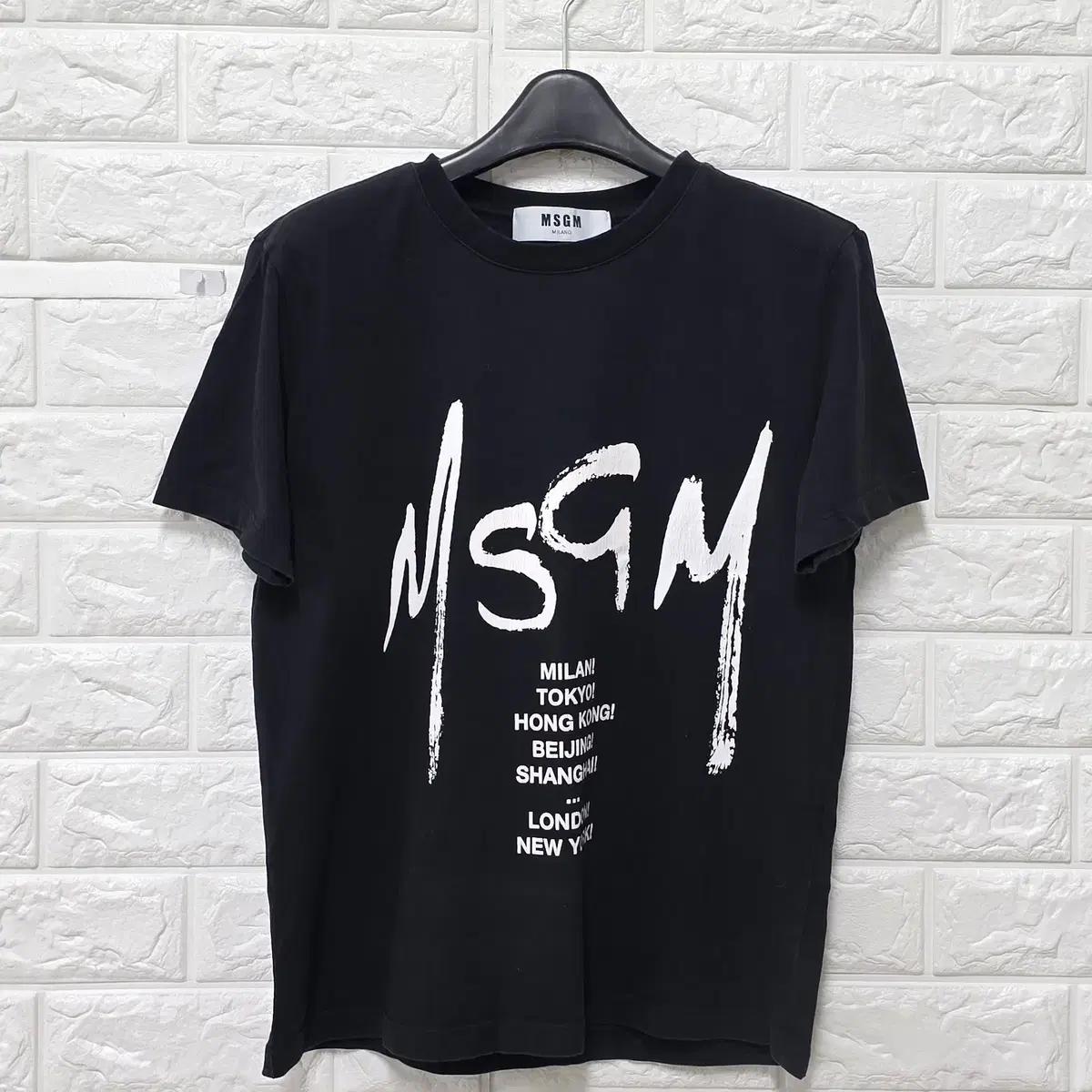 M MSGM 블랙 반팔 티 D890 2