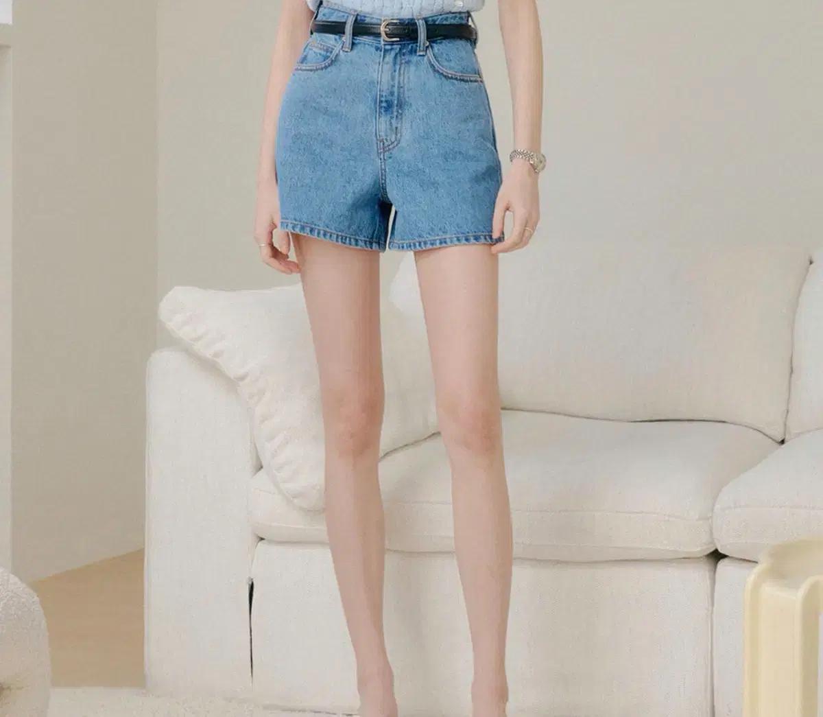 룩캐스트 데님 반바지 아이보리 블루 2종 4