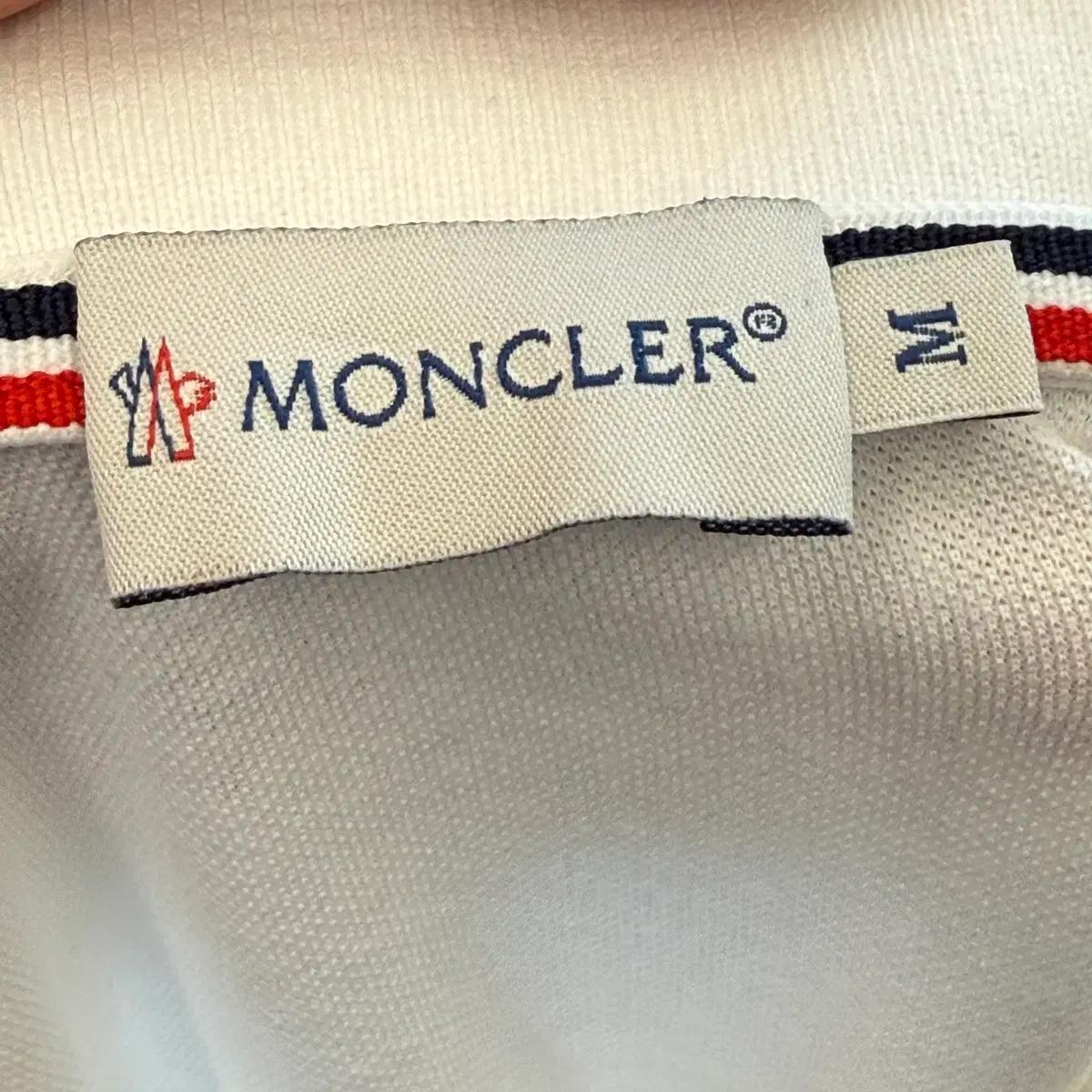 M 몽클레어 여성용 화이트 카라 반팔티 5
