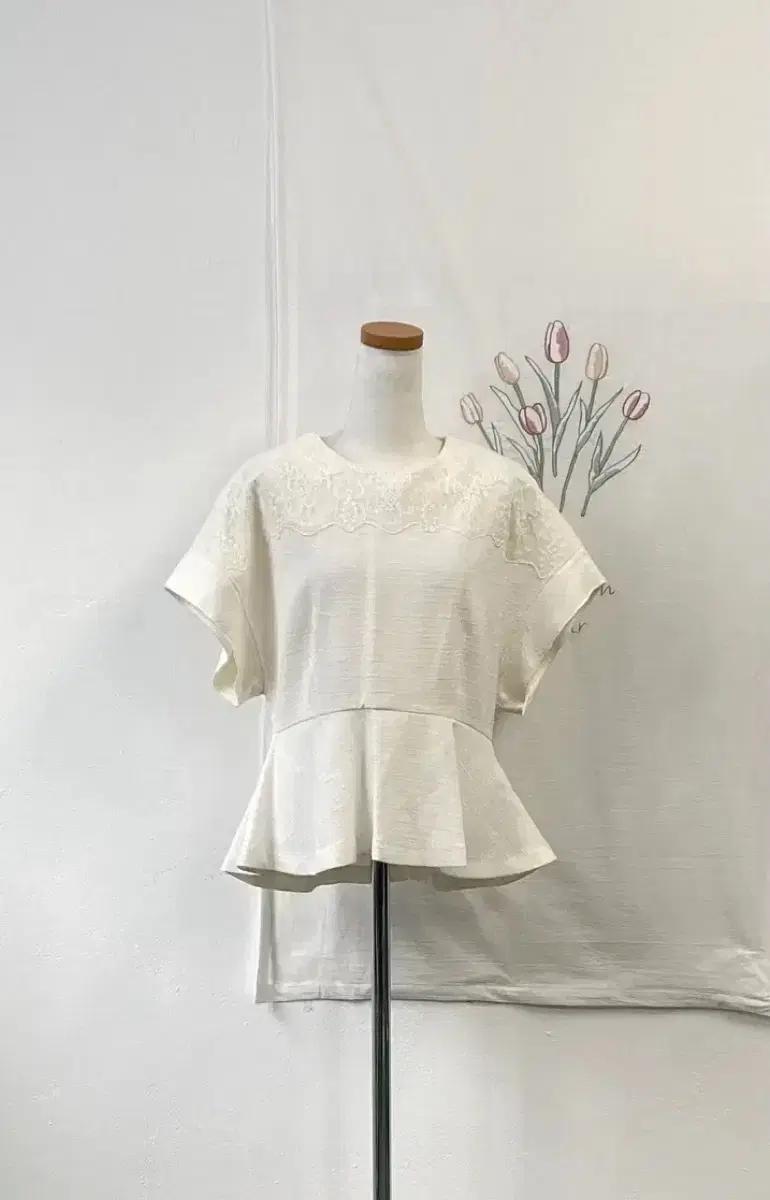 플라스틱 아일랜드 레이스 배색 블라우스368 2