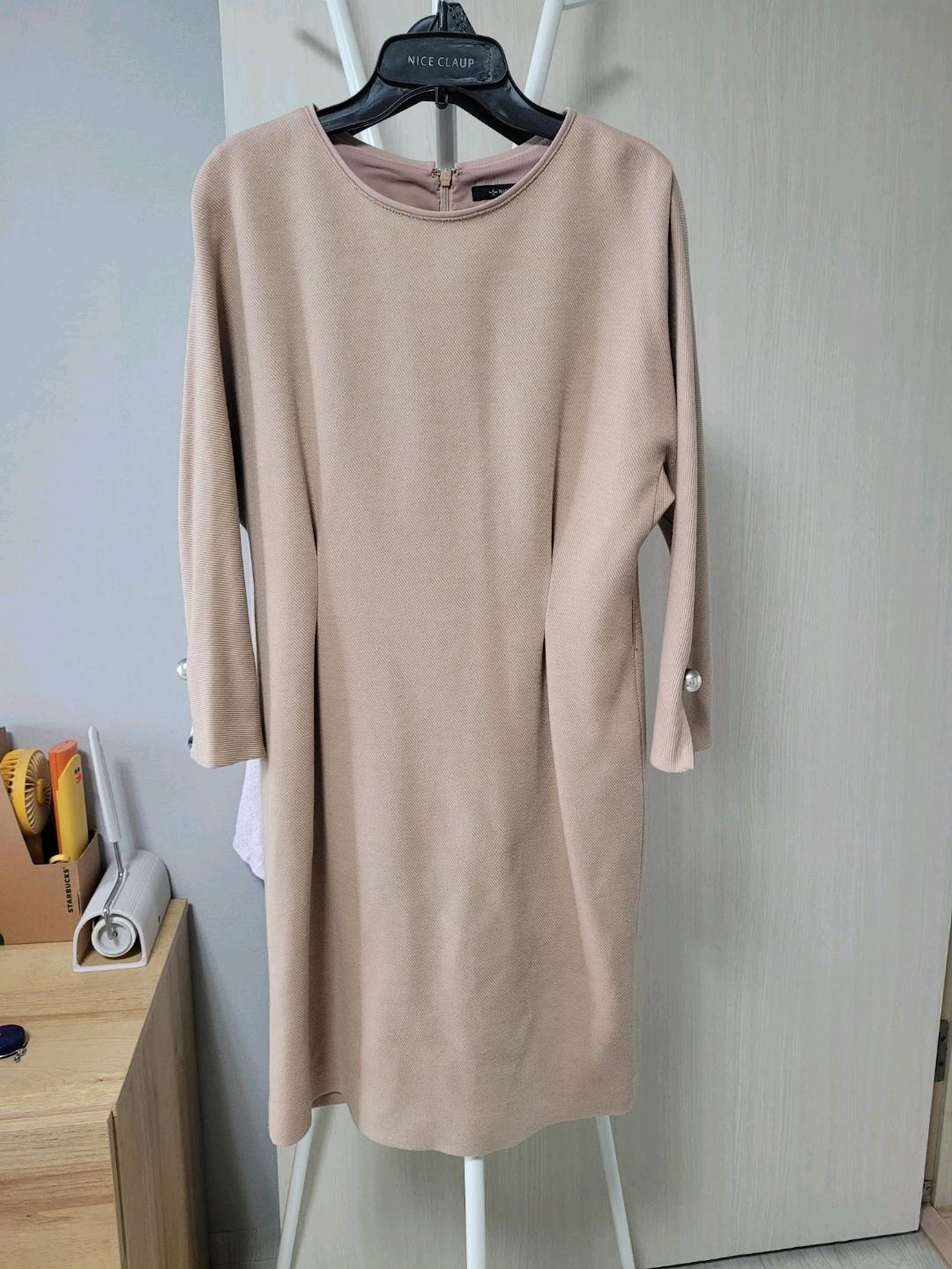 나이스클랍 베이지 진주 단추 원피스 새상품 2