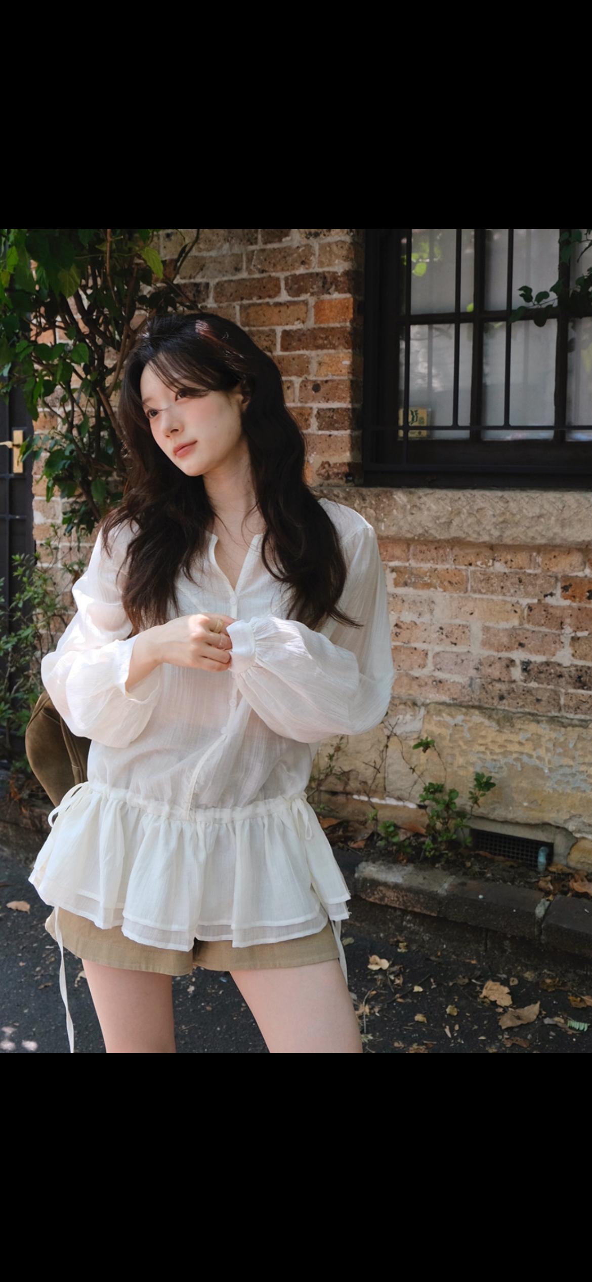슬로우앤드 러플 셔링 시어 블라우스 아이보리 4