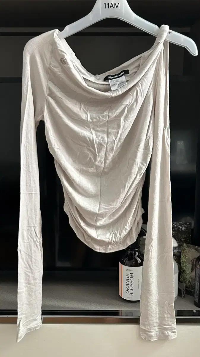 페인오어플레져 원숄더오프숄더티셔츠 (M) 2