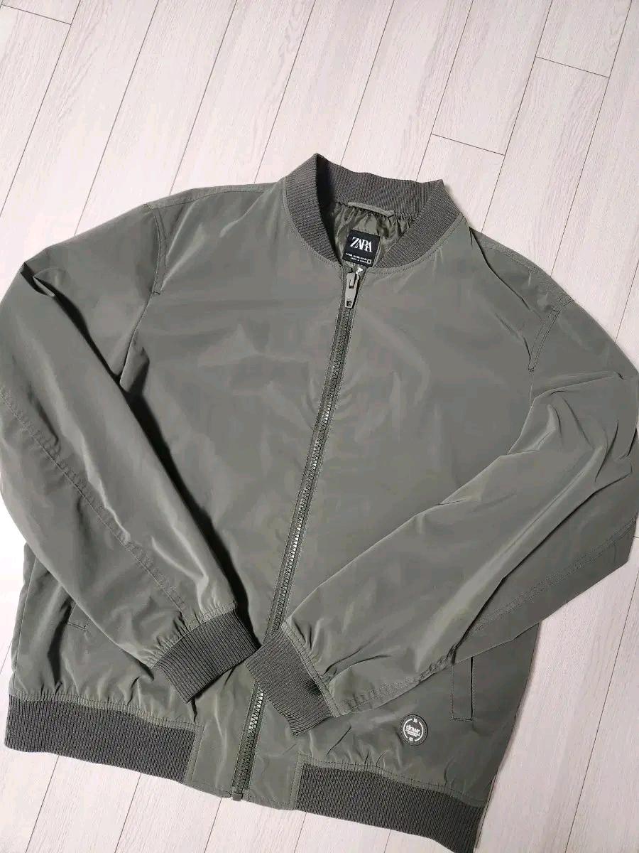 새상품급) ZARA 카키 봄버 자켓 사이즈110 xxl실착 몇번 안해 2
