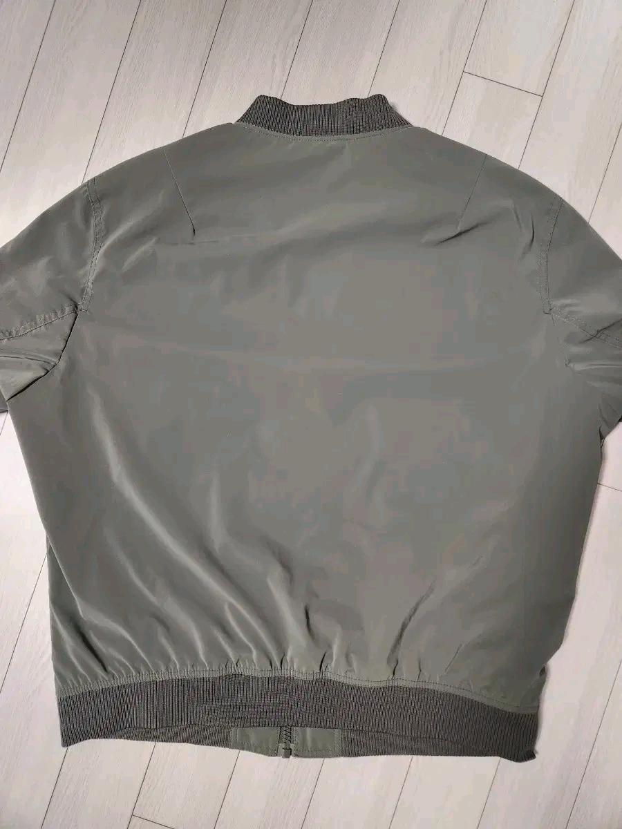 새상품급) ZARA 카키 봄버 자켓 사이즈110 xxl실착 몇번 안해 9