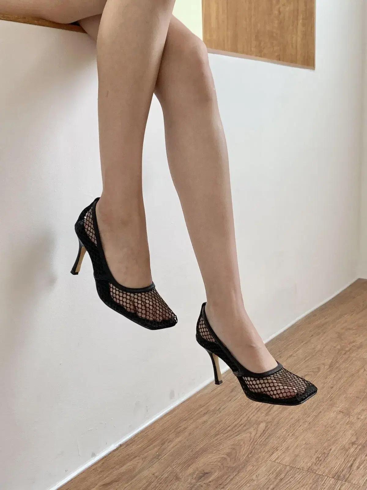#세일 731 스퀘어토 8cm 시스루 망사힐 245 블랙 4