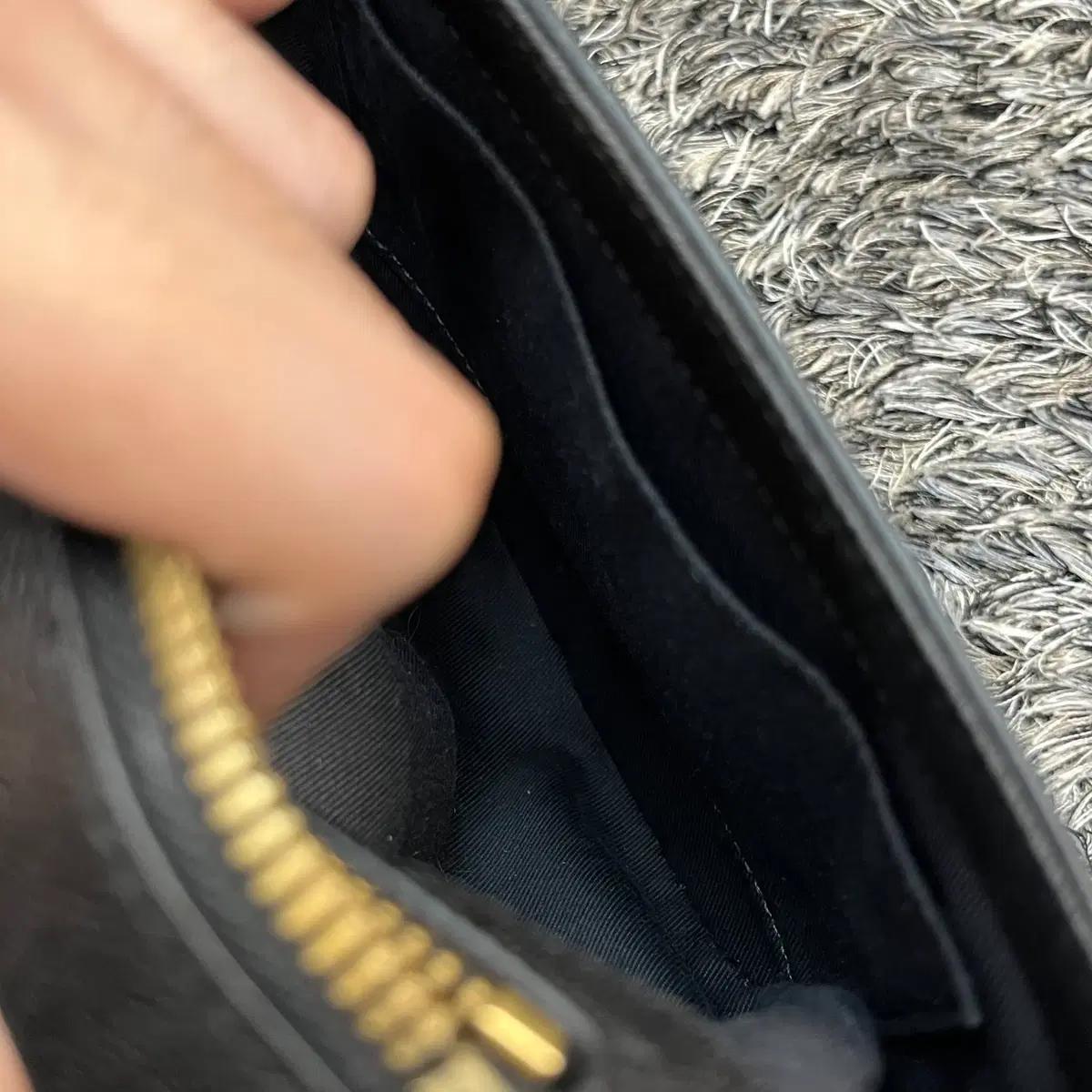 쿠론 숄더백 4