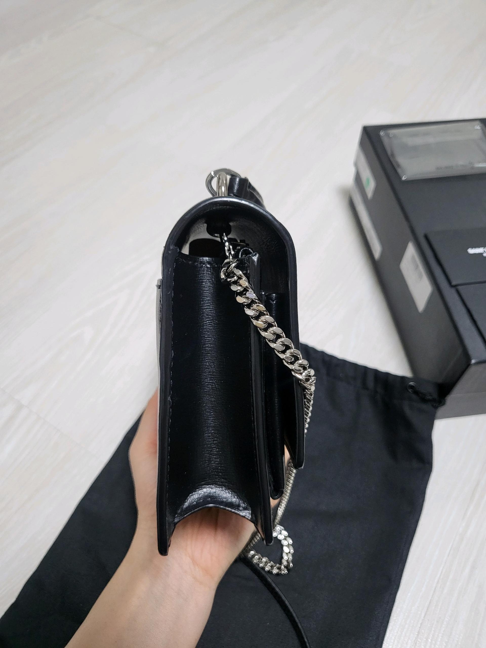 생로랑 미니 선셋 모노그램 체인백 블랙 6