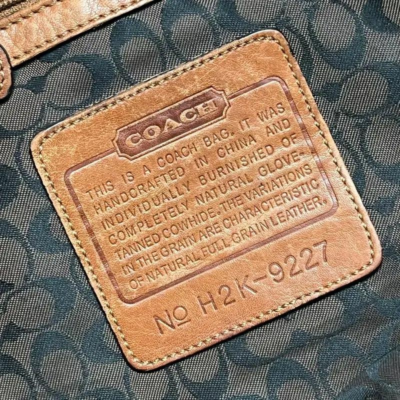 COACH 스웨이드 숄더백 9