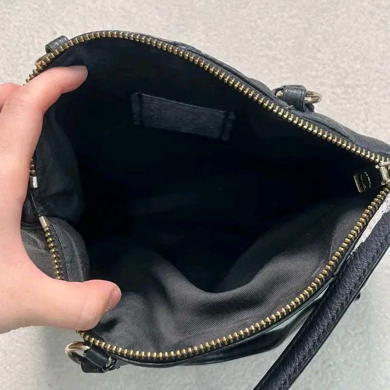COACH 미니 켈시 사첼백 10
