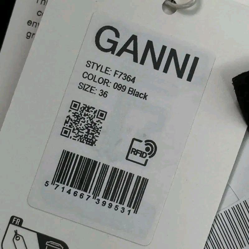 새상품 GANNI 퍼프 소매 페플럼 블라우스 36 5