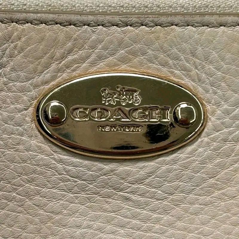 COACH Pebbled leather 크로스백 3