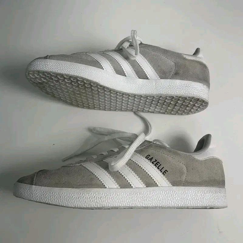 ADIDAS 가젤 그레이 투 화이트 230 3