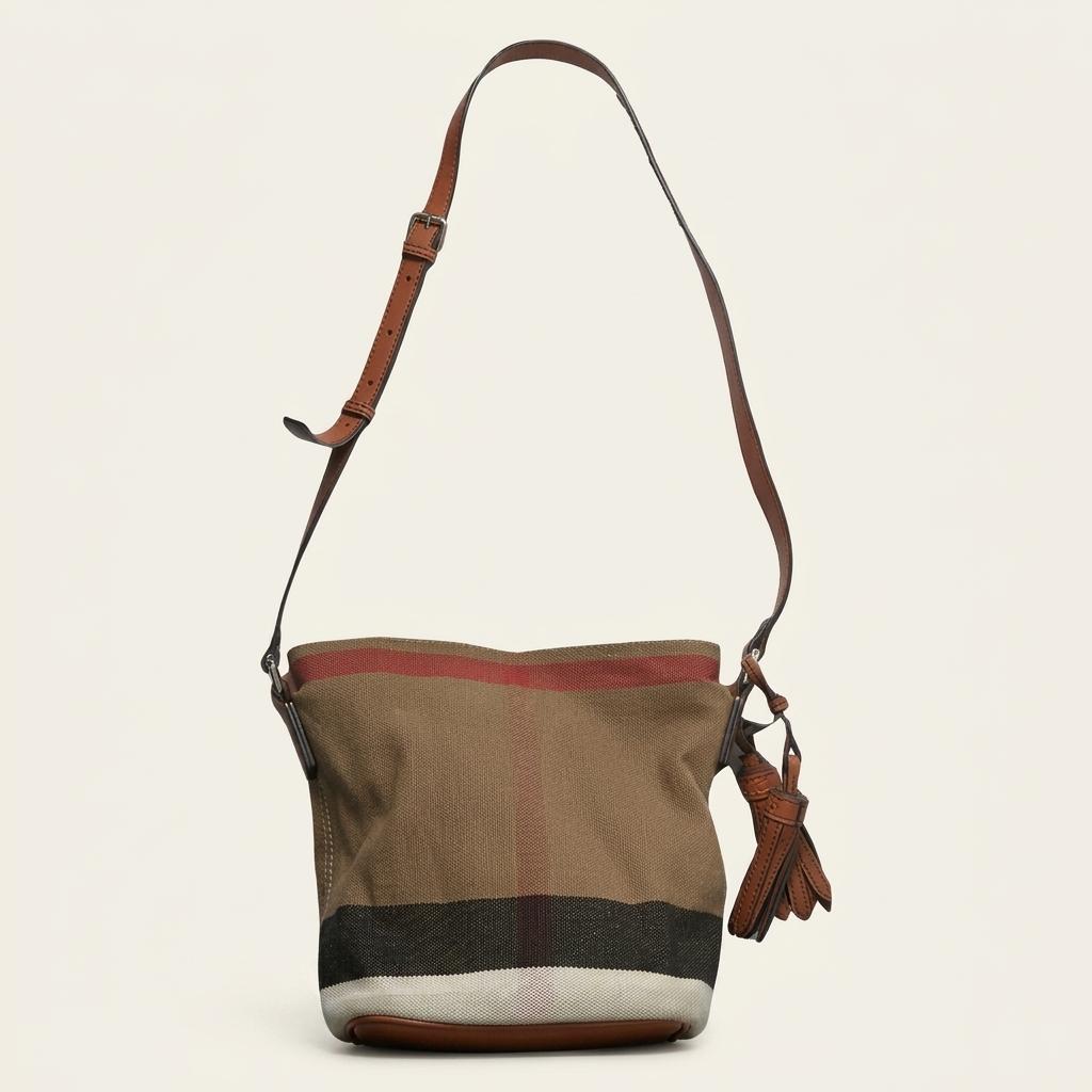 BURBERRY 에쉬비 태슬 캔버스 체크 크로스백 1