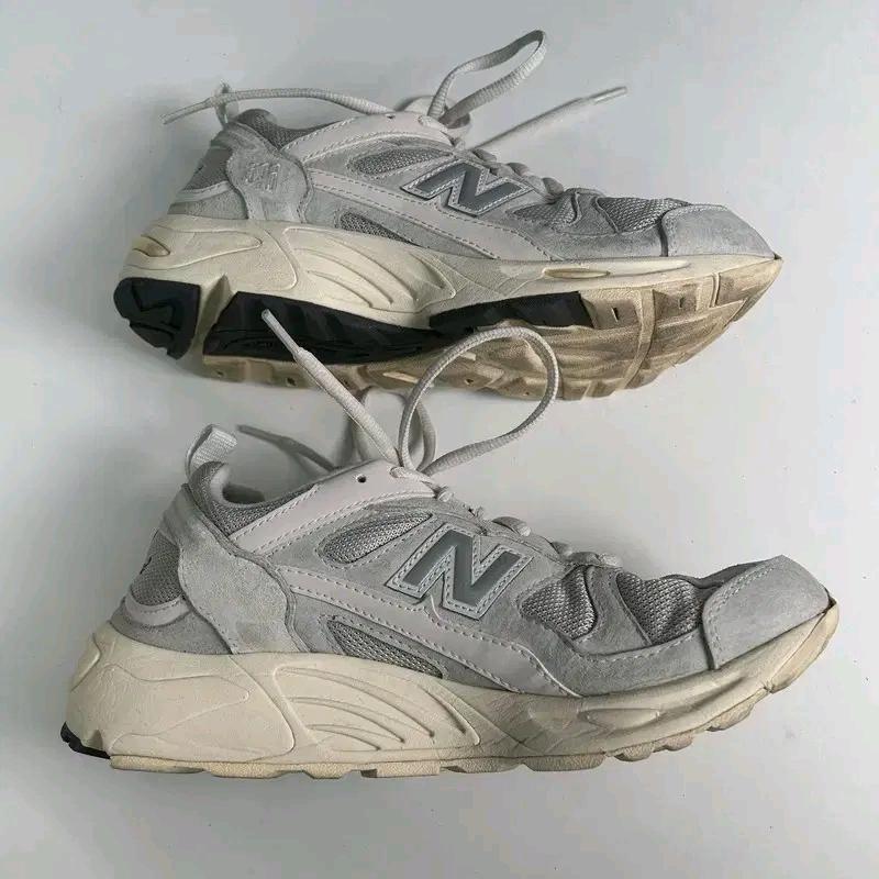 NEW BALANCE 878 라이트그레이 스니커즈 245 4