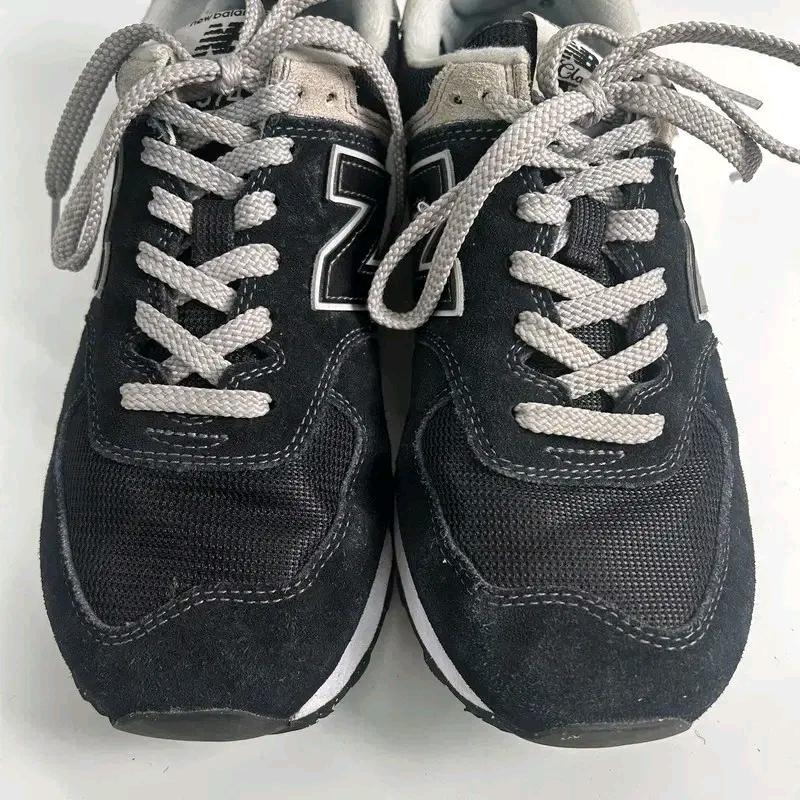 NEW BALANCE 574 클래식 블랙 스니커즈 275 5