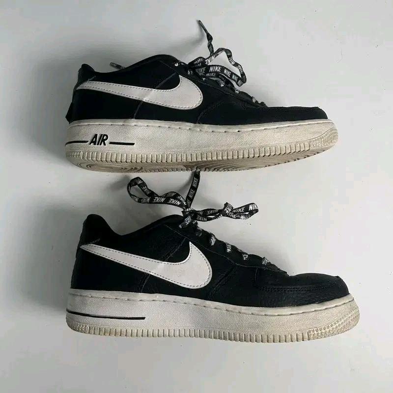 NIKE 에어포스 1  NBA Statement Game 블랙 스니커즈 4