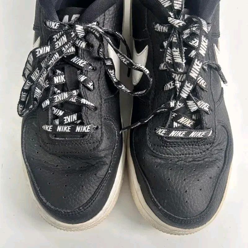 NIKE 에어포스 1  NBA Statement Game 블랙 스니커즈 5