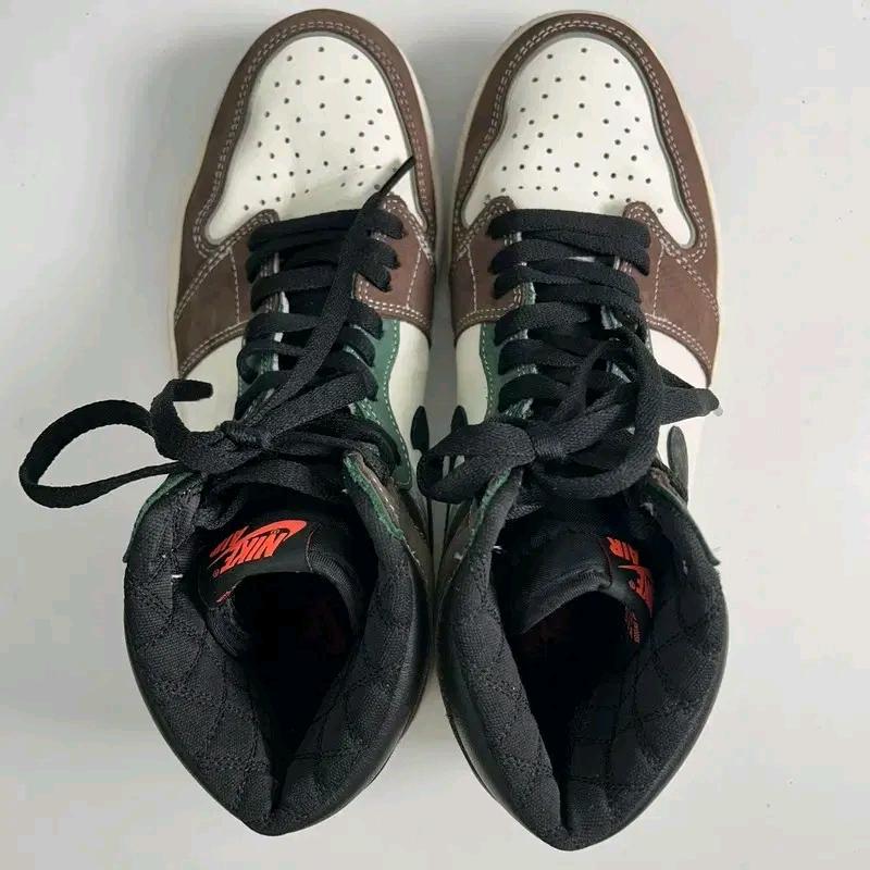 [준새상품] NIKE 조던 1 레트로 하이 OG 크래프트 스니커즈 265 6