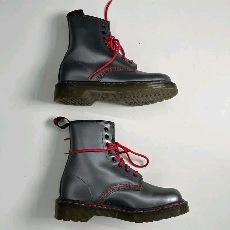DR. MARTENS 1460 메탈릭 블랙 부츠 블랙 UK4 4