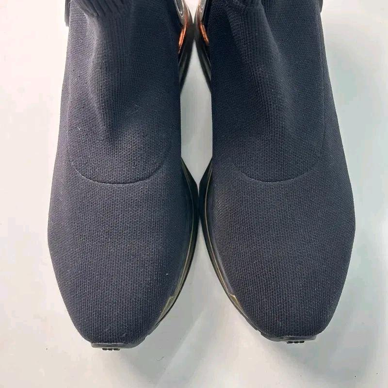 SALVATORE FERRAGAMO 간치니 삭스 스니커즈 블랙 - C 8 5