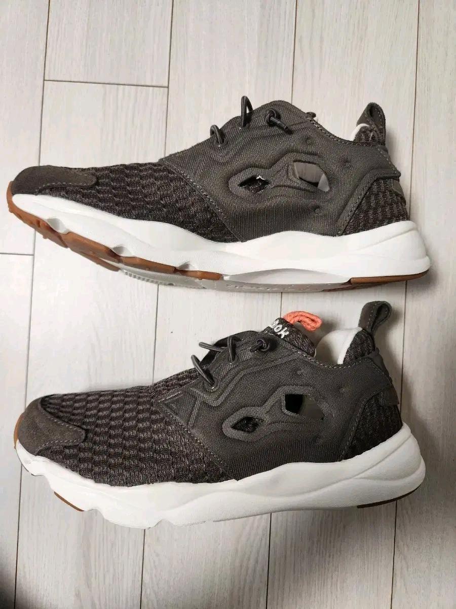 새상품급) 리복 스니커즈 퓨리라이트 룸 REEBOK FURYLITE LO 7
