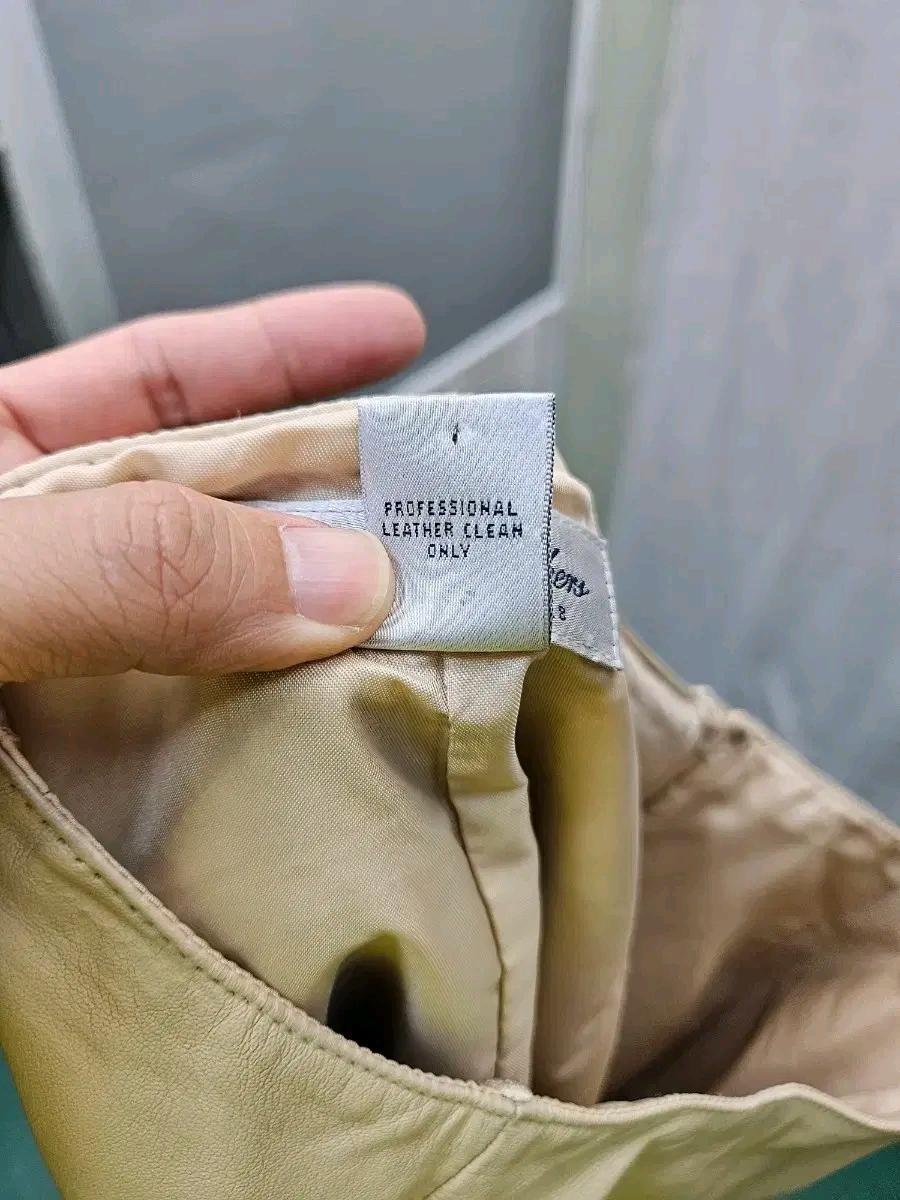 Brooks Brothers 100% 가죽 스커트 사이즈 8 (114 5