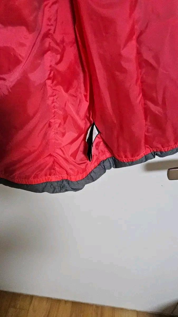 노스페이스 550필 경량 거위털 조끼 9