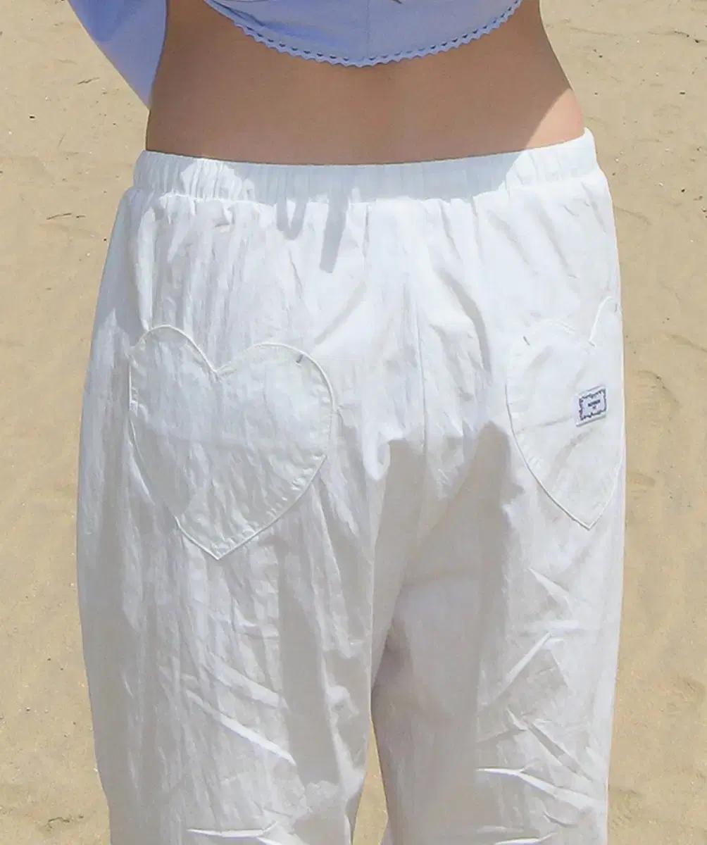 론론 하트 스티치 포켓 밴딩 팬츠 2