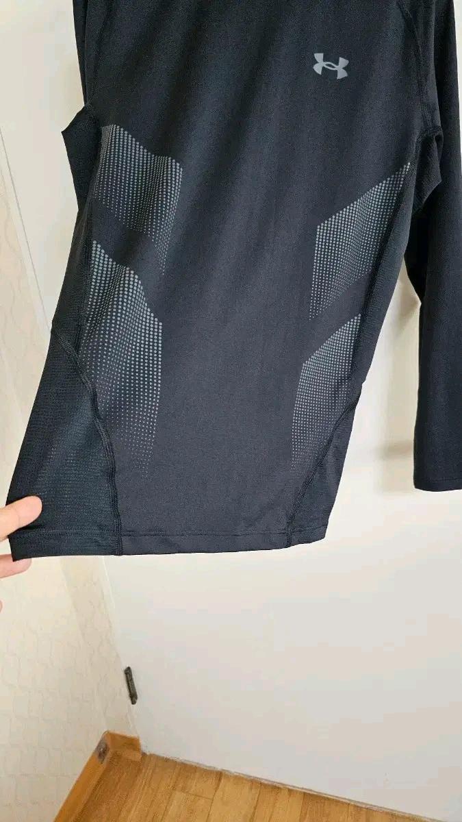 언더아머 기능성 HEATGEAR 긴팔 4
