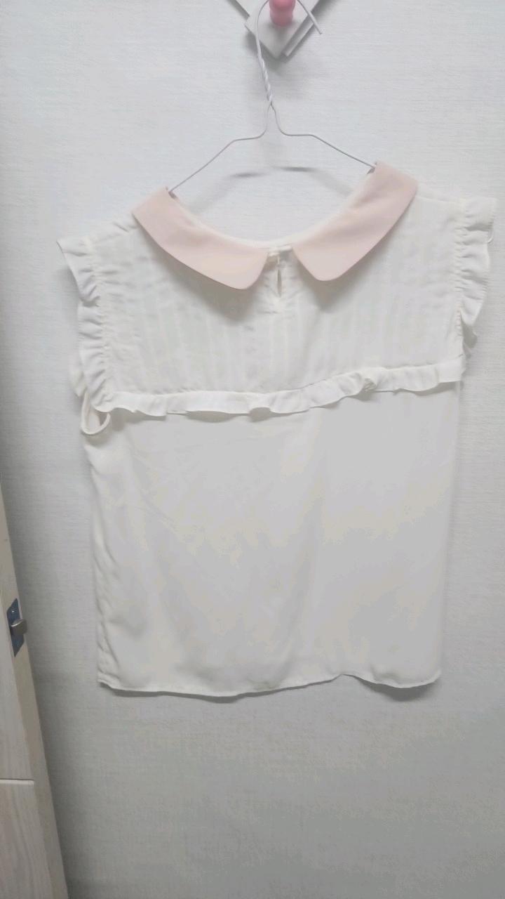 라운드 둥근카라 프릴 민소매 블라우스 화이트 3