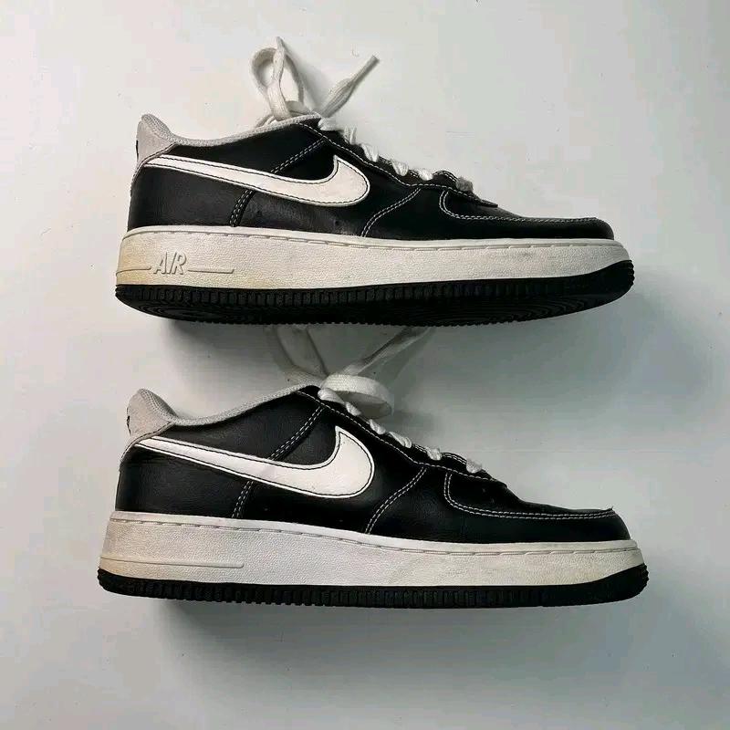 NIKE 에어포스 1 블랙 240 4