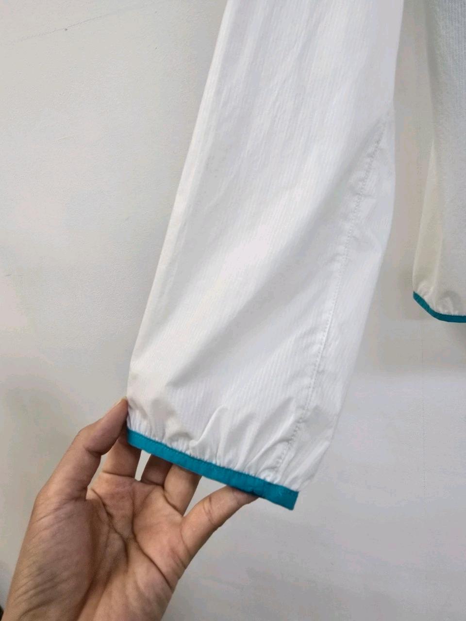 노스페이스 가볍고 시원한 초경량 바람막이 6