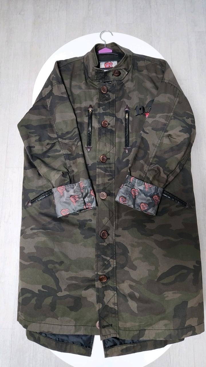 만지 카모플라쥬 자수 야상 코트 2