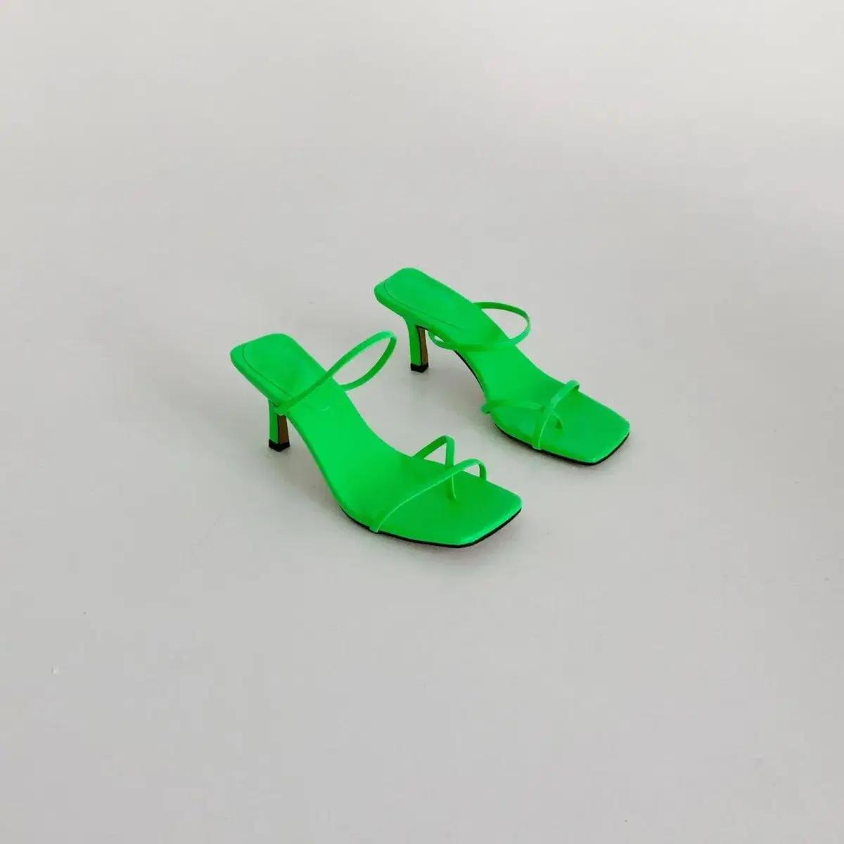 #750 슬림 스틸레토 8cm 샌들 240 그린 2