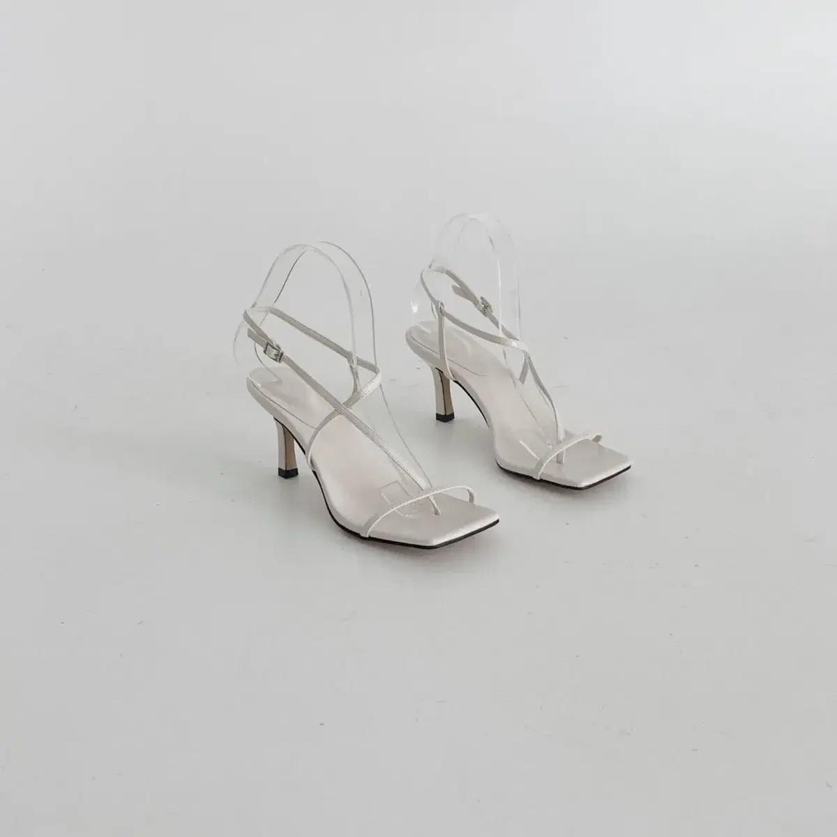 #401 스트랩힐 7cm 아이보리 230 2
