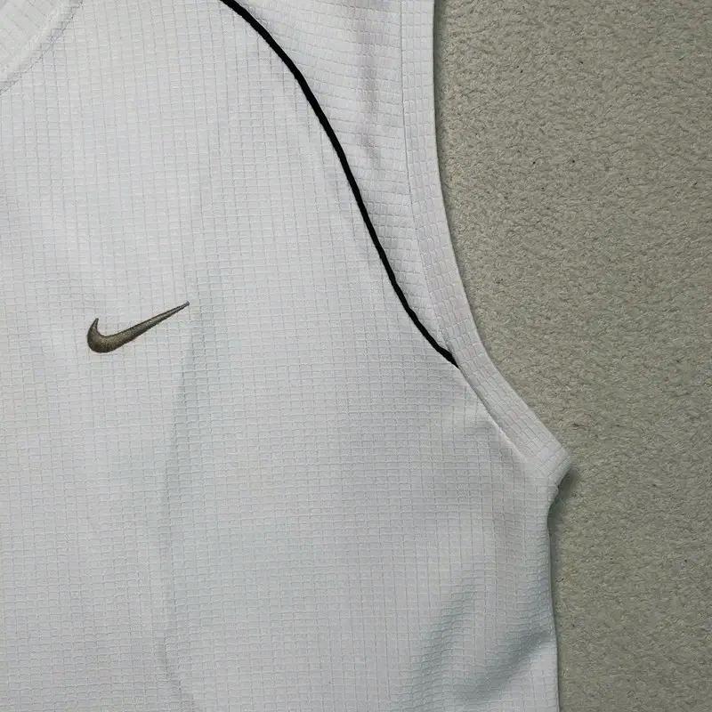 NIKE 드라이핏 슬리브리스 탑 XL 5