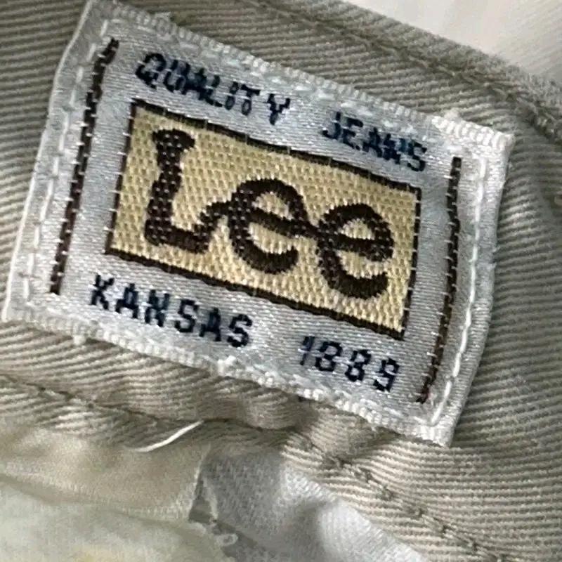 LEE 베이지 반바지 OS 7