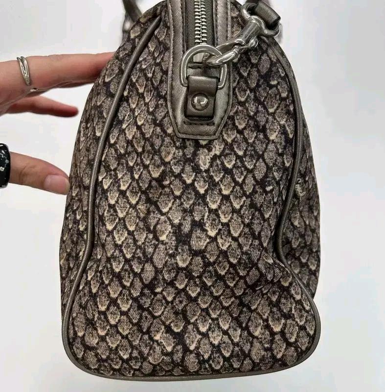 COACH Taylor Snake Print Satchel 토트백 4