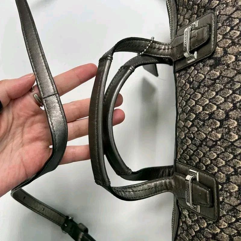 COACH Taylor Snake Print Satchel 토트백 6