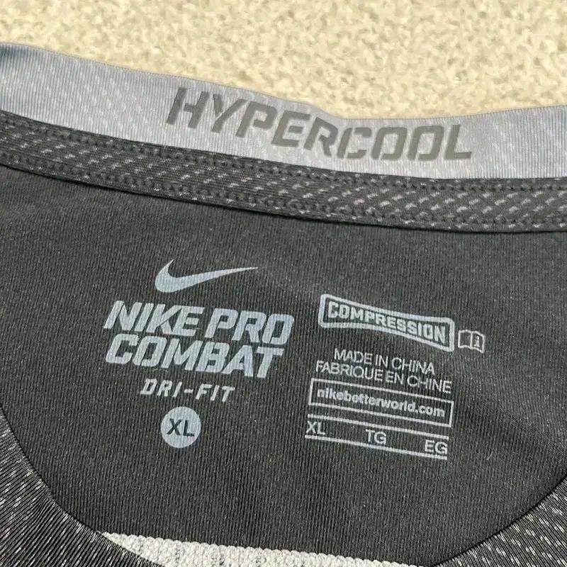 NIKE 프로 컴뱃 하이퍼쿨 티셔츠 블랙 XL 4
