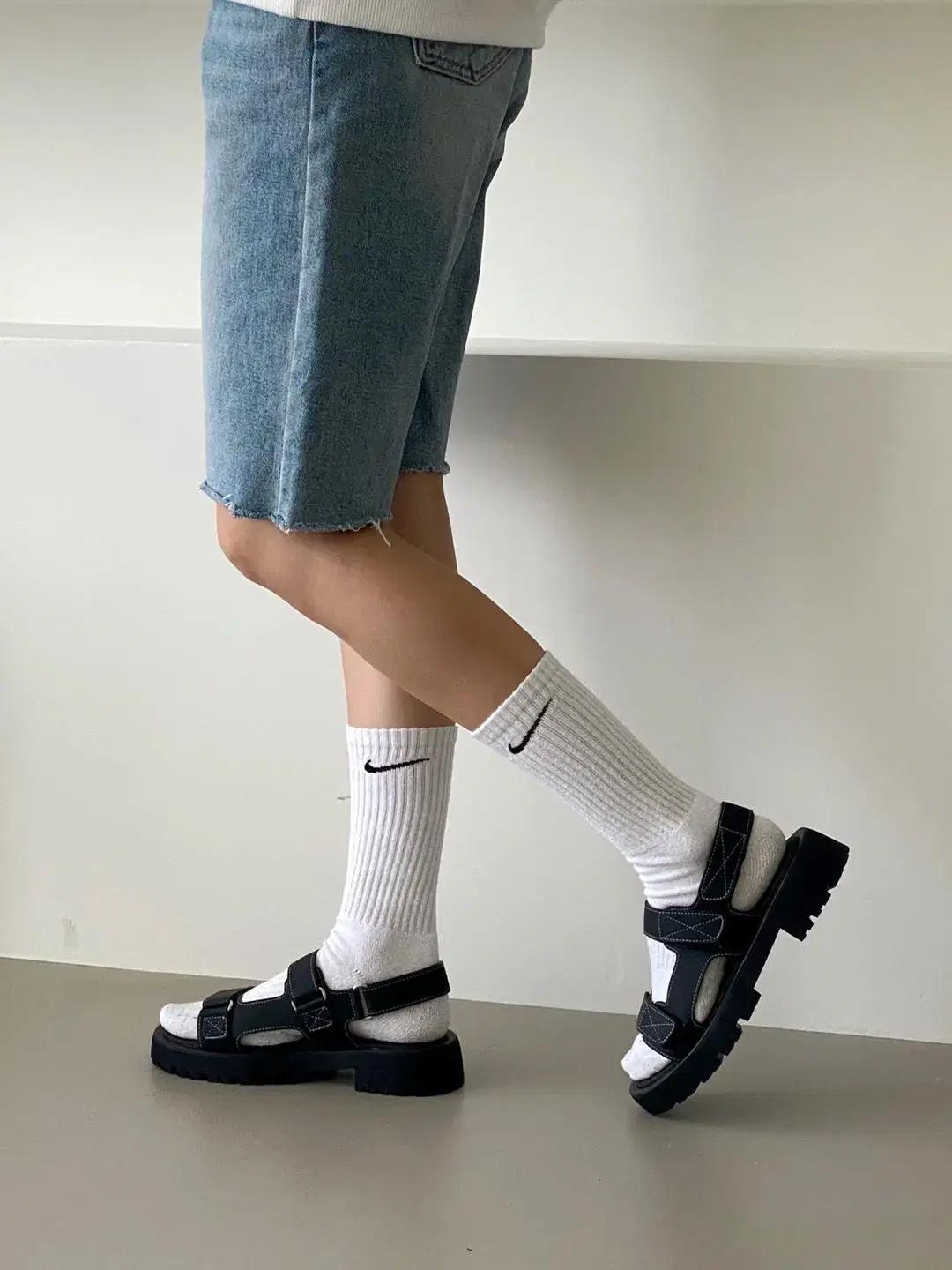 #세일 236 벨크로 찍찍이 4cm 캐쥬얼 샌들 240 블랙-새상품 4