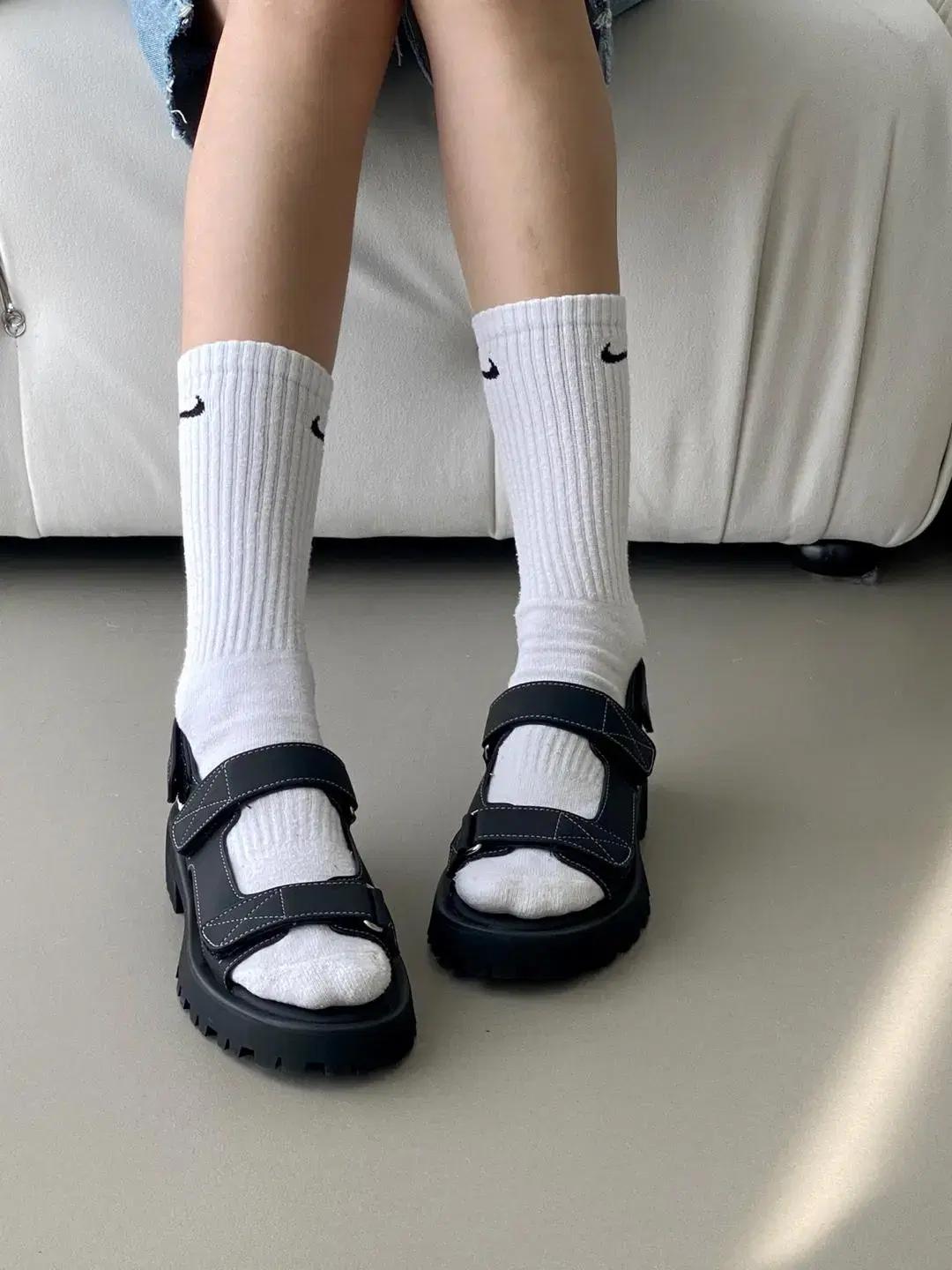 #세일 236 벨크로 찍찍이 4cm 캐쥬얼 샌들 240 블랙-새상품 9