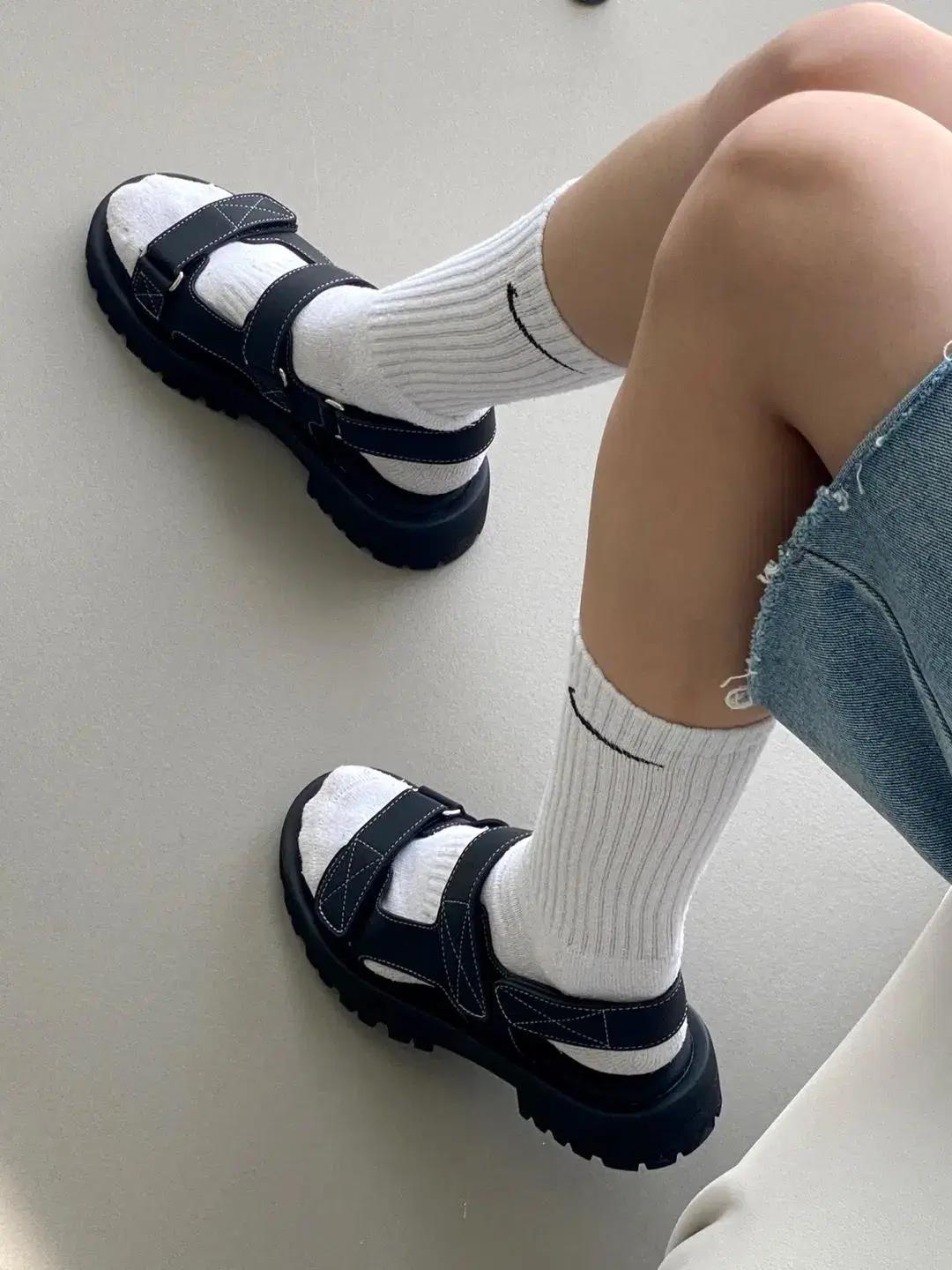 #세일 236 벨크로 찍찍이 4cm 캐쥬얼 샌들 240 블랙-새상품 11