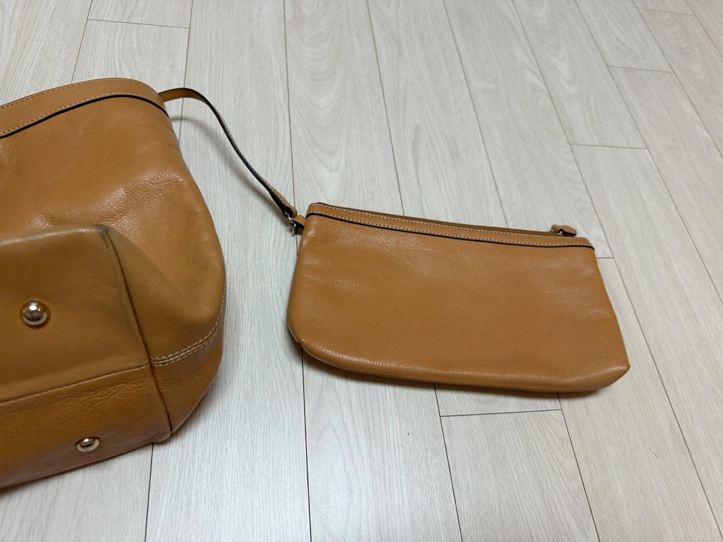 빈폴 브라운 가죽 숄더백 + 파우치 10
